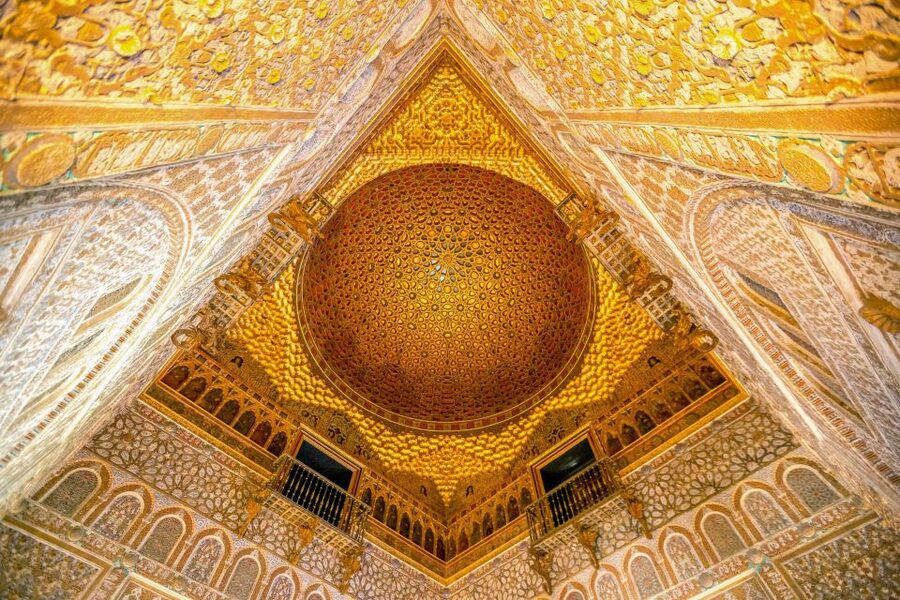 Alcázar of Seville Skip-the-Line Tickets and Guided Tour - Entering Seville’s oldest working royal residence