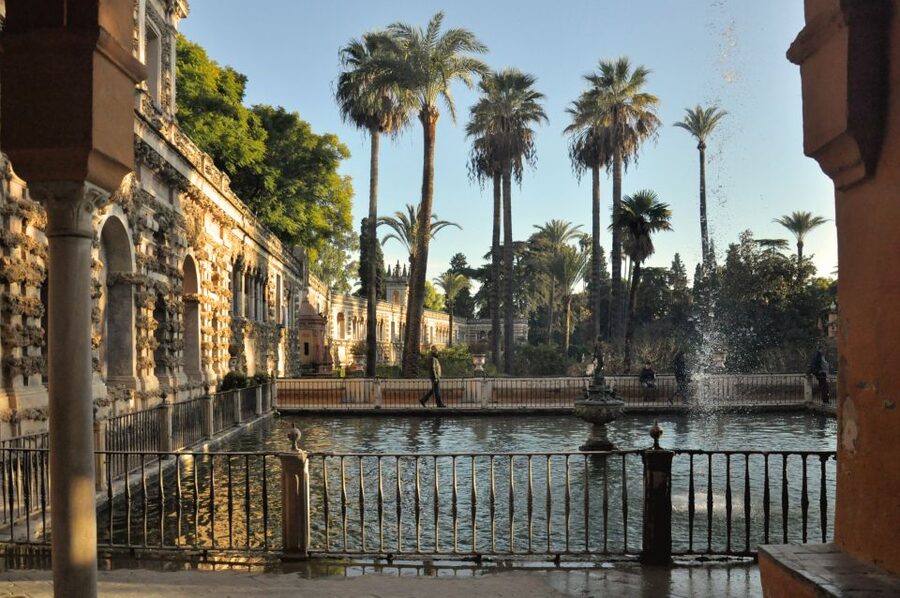 Alcázar of Seville Skip-the-Line Tickets and Guided Tour - Who will enjoy this tour most?