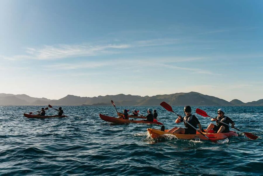 Alcudia: Guided Sea Kayaking Tour with Snorkeling - What the two hours really include