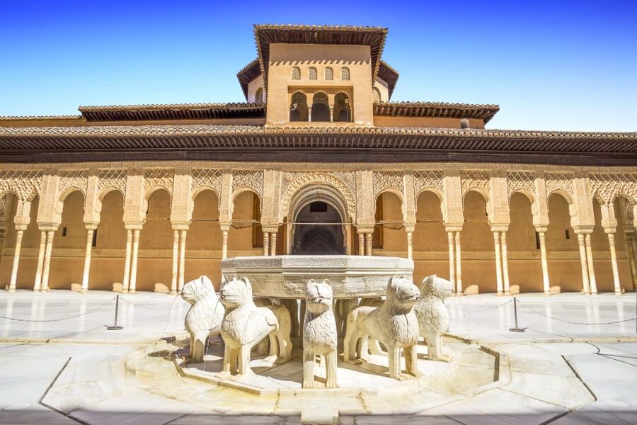 Alhambra Guided Tour with Fast-Track Entry - Key points to know before booking