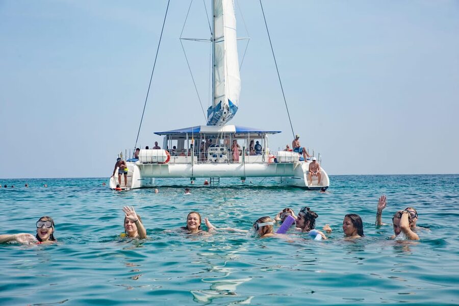 Alicante: 3-Hour Coastal Catamaran Cruise - What makes this Alicante cruise worth considering