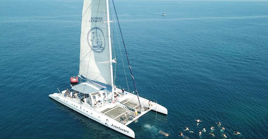 Alicante: 6-Hour Catamaran Cruise to Tabarca Island - The return journey along the Costa Blanca