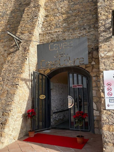 Alicante: Canelobre Caves & Busot Tour including transfer - Busot village, old church, and castle views