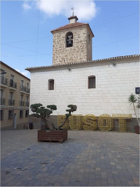 Alicante: Canelobre Caves & Busot Tour including transfer - A guide-led trip with a personal feel