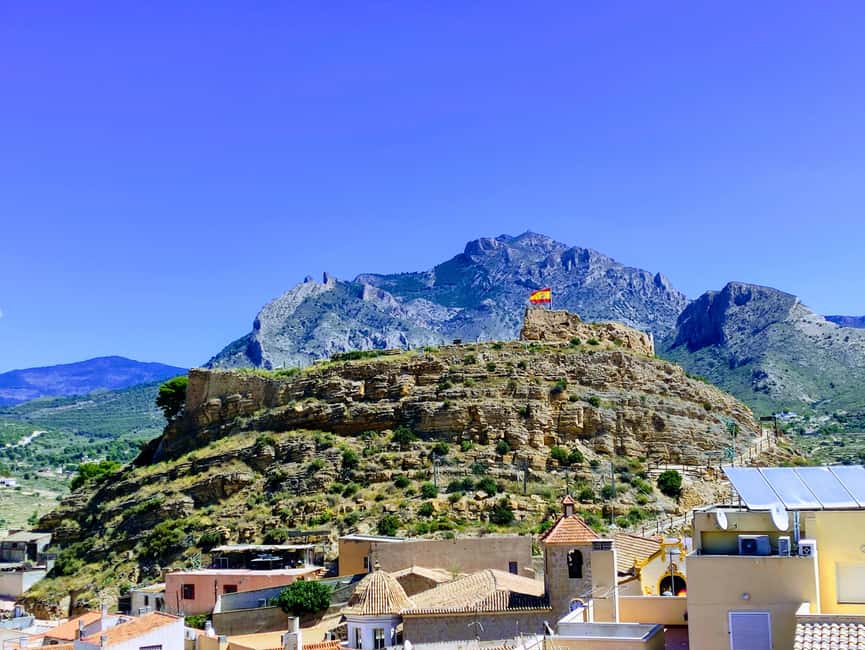 Alicante: Canelobre Caves & Busot Tour with Local Guide - Quick facts about the Canelobre and Busot outing