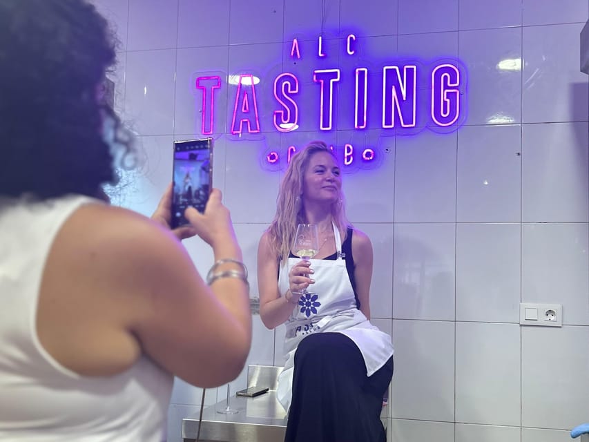 Alicante Paella Cooking Class, Tapas, Drinks and Market - Value, timing, and practical details