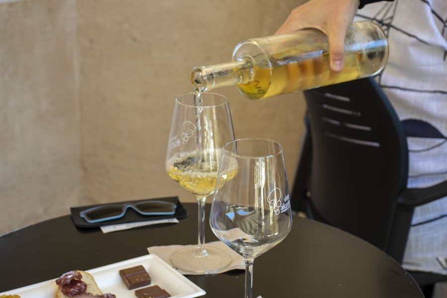 Alicante: Santa Bárbara Castle Wine Tasting with Cold Cuts - Why this castle tasting works so well