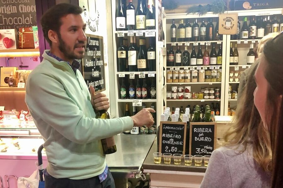 Alicante: Secret Flavors Food Tour - Meeting Alicante at the Central Market