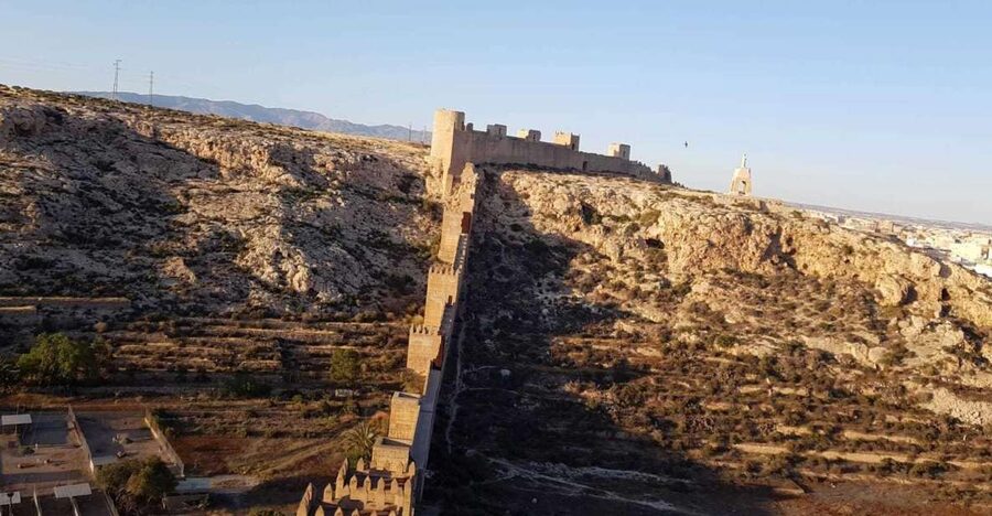 Almeria: Alcazaba Guided Tour - Meeting at the monument entrance
