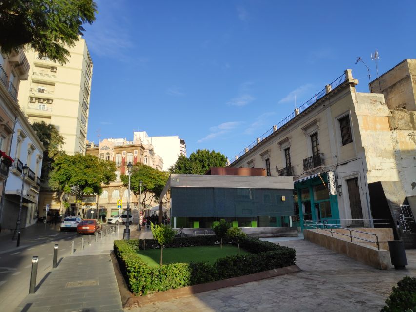 Almería: Visit to the shelters of the Spanish Civil War - Who should book this underground Almería visit?