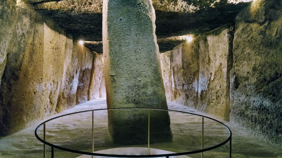 Antequera: Dolmens and El Torcal Tour with Transfer - Why these two sites belong together