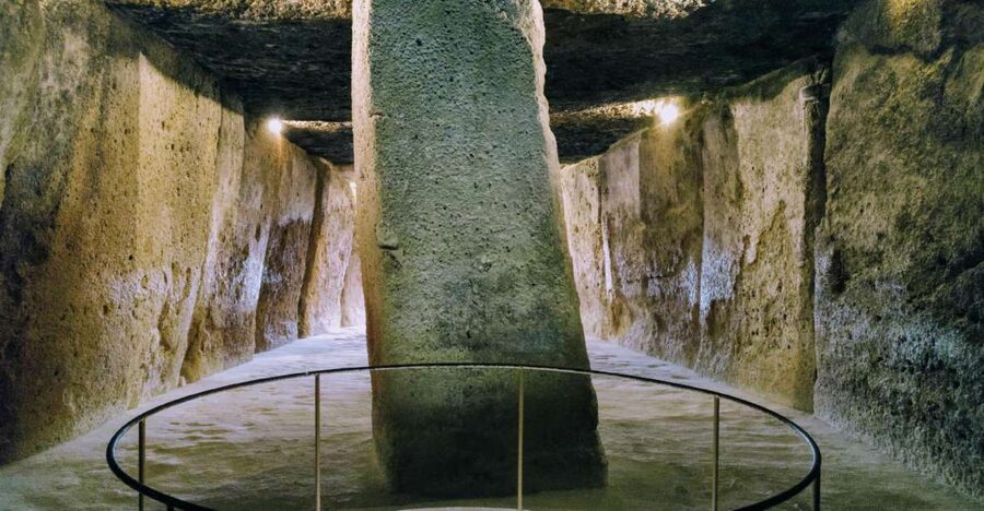 Antequera: Dolmens and El Torcal Tour with Transfer - Inside Menga, Viera, and El Romeral