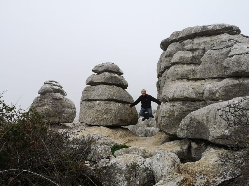 Antequera: Dolmens and El Torcal Tour with Transfer - How the small group changes the experience
