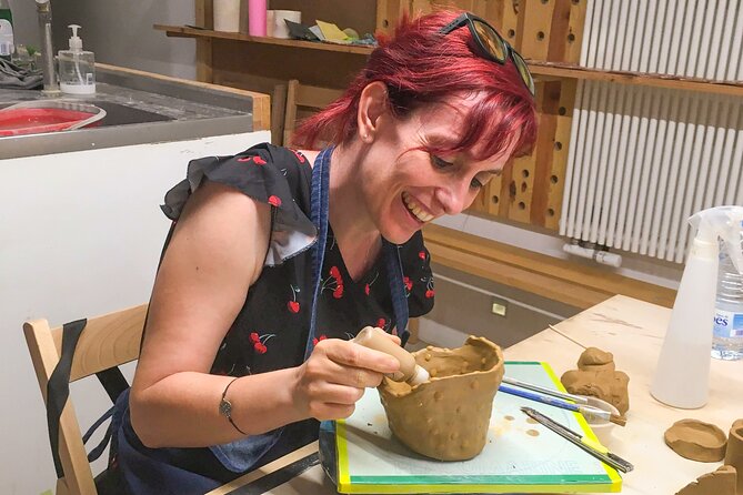 Artisan Ceramic Cup Experience - The finished cup and the two souvenir choices