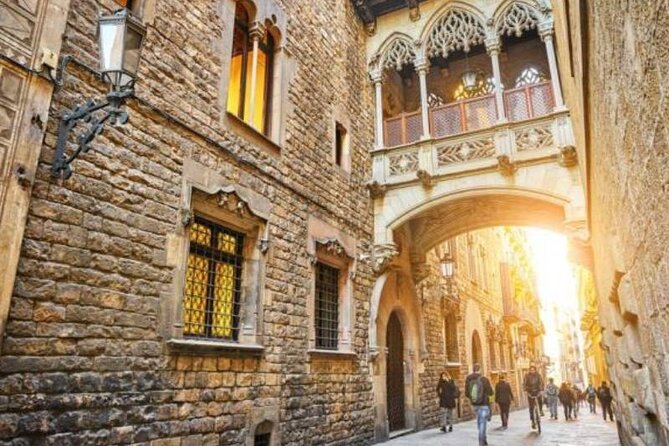 Barcelona 1.5h Private Old Town, Gothic & Ramblas Walking Tour - Casa Batlló and Gaudí’s strange, playful design