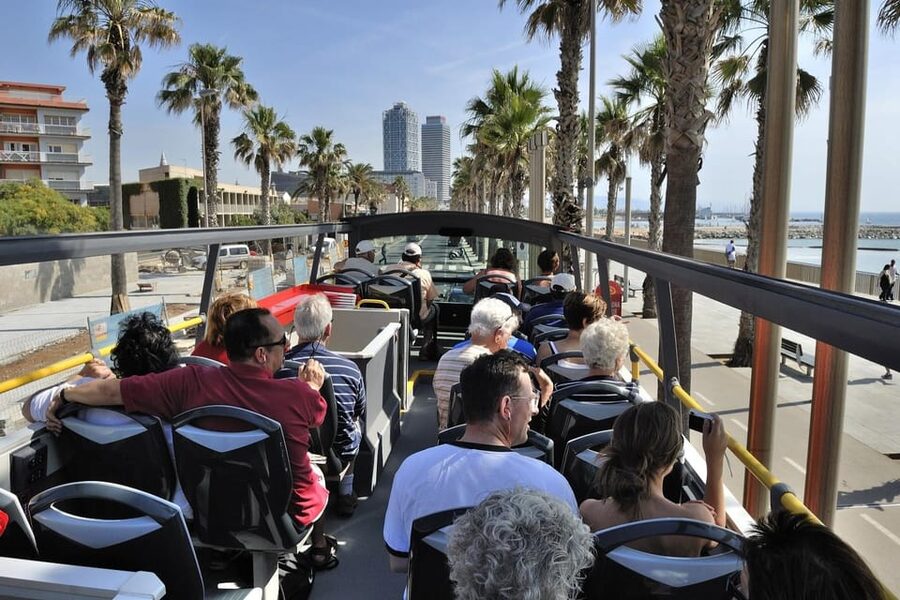 Barcelona: 24 or 48-Hour Hop-On Hop-Off Bus Tour - Key points before you board