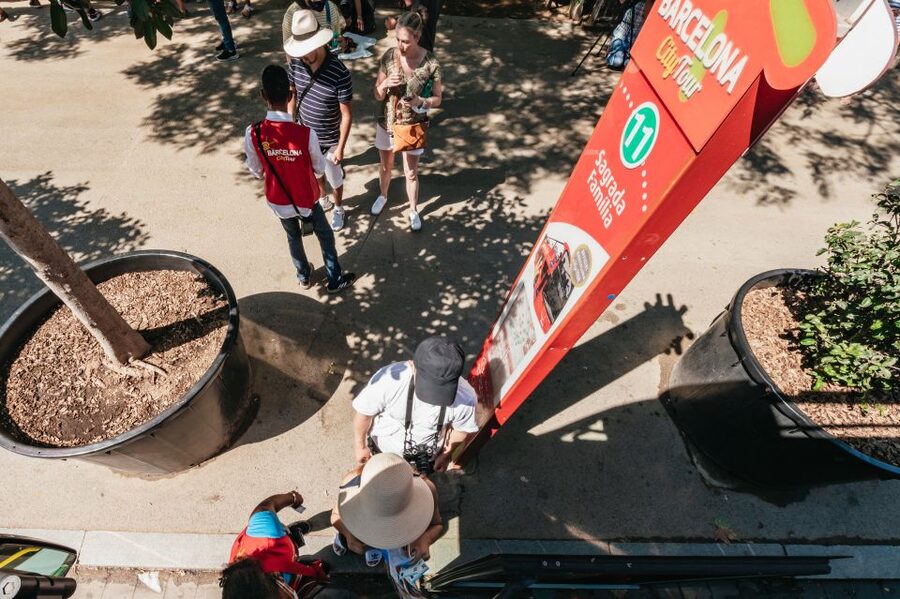 Barcelona: 24 or 48-Hour Hop-On Hop-Off Bus Tour - Who should book this Barcelona bus tour?