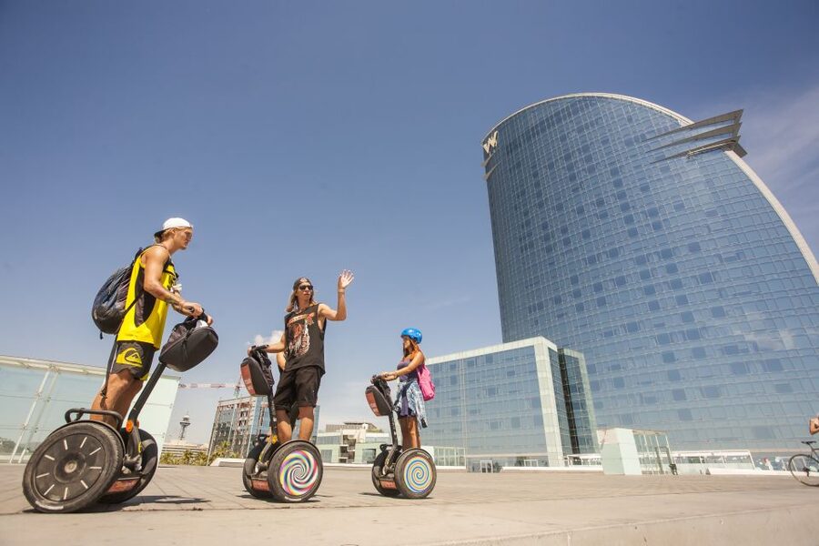 Barcelona: 3-Hour Segway Sightseeing Tour - From the Columbus Monument to Port Vell
