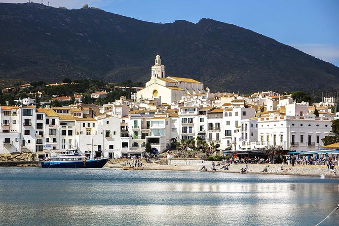 Barcelona Airport, Cuise Port or City Hotels Private Transfer - Meeting your driver at the airport