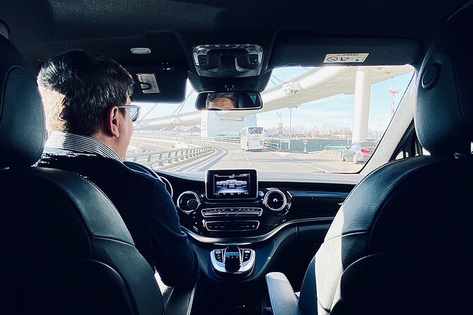 Barcelona Airport Transfer (Private): Arrival or Departure - Booking details and cancellation terms