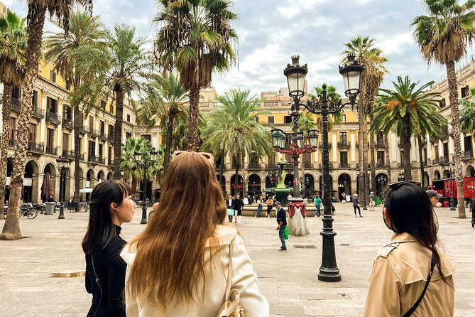 Barcelona all included: Sagrada, Park Güell, Montjuic & Gothic - Montjuïc views and the Olympic Ring