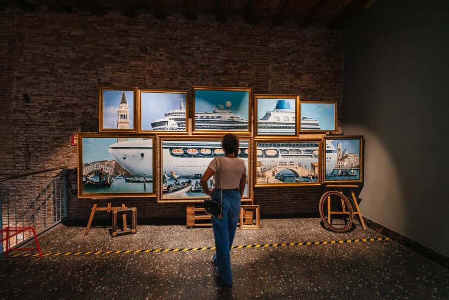 Barcelona: Banksy Museum, Permanent Exhibition Ticket - Multimedia displays and the pace of the visit