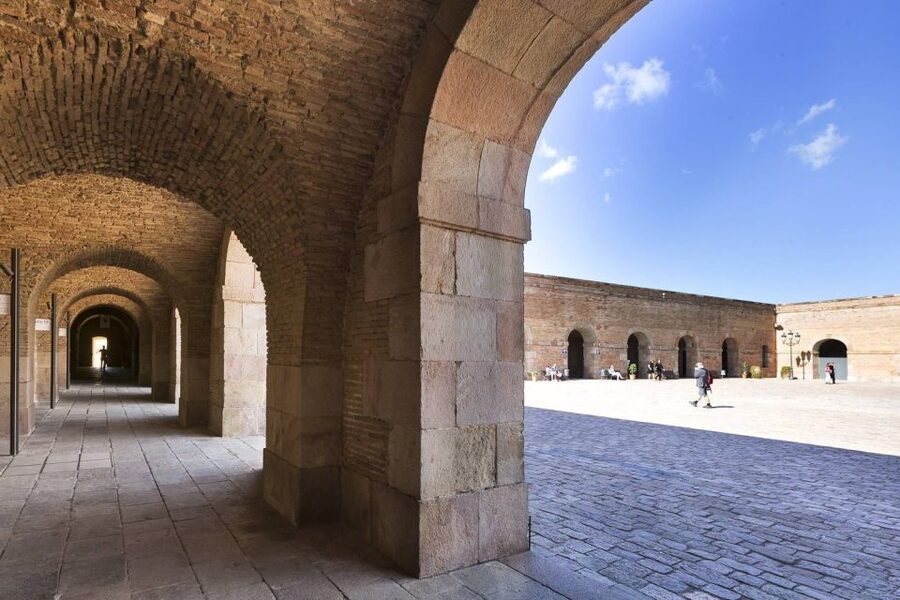 Barcelona Cable Car Sky Views, Magic Fountain & Castle Visit - Is the $87 price good value?