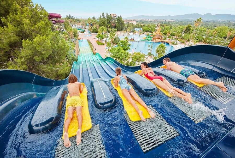 Barcelona: Caribe Aquatic Park Full-Day Ticket with Transfer - The return meeting at 6:30 PM