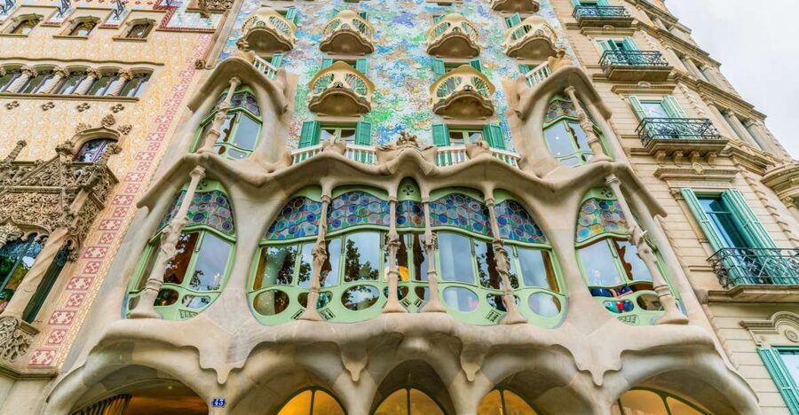 Barcelona: Casa Batlló Entry with Self-Audioguide Tour - The self-guided route through Gaudí’s house