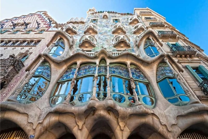 Barcelona: Casa Batlló Tour and Optional White Rabbit Museum - Adding the White Rabbit Museum at Passeig de Gràcia 55