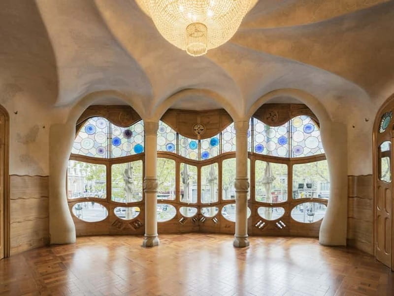 Barcelona: Casa Batlló Tour and Optional White Rabbit Museum - Is $64 a Fair Price?