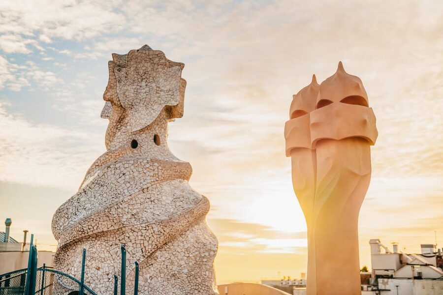Barcelona: Casa Milà Early-Morning Access Guided Tour - The Tenants’ Apartment and Everyday Casa Milà