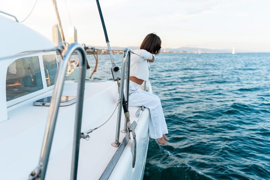 Barcelona: Catamaran Cruise w/ Sailing, Wine, & Tapa - Handling the choppy water