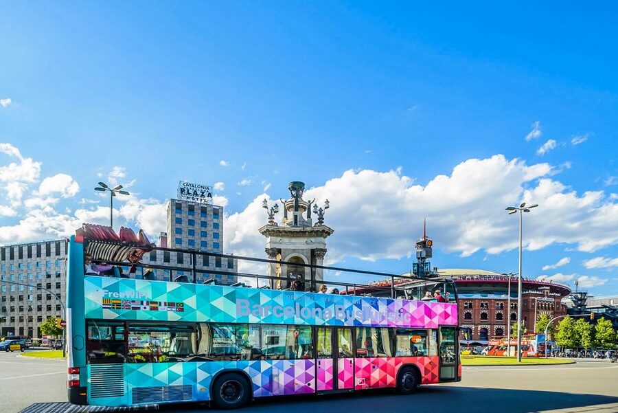 Barcelona: City Sightseeing Hop-On Hop-Off Bus Tour - Why this bus works well in Barcelona