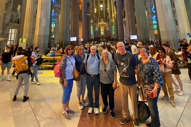 Barcelona City Tour: Gothic Pedrera, Sagrada Familia & Park Güell - La Pedrera and Passeig de Gràcia