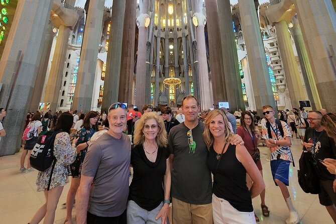 Barcelona City Tour: Gothic Pedrera, Sagrada Familia & Park Güell - The Guides Make or Break the Day