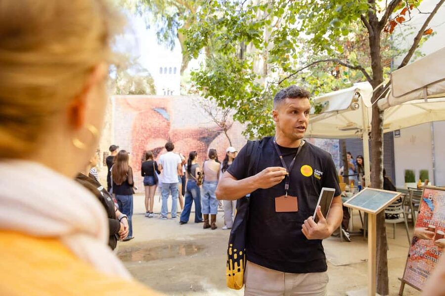 Barcelona: City Walking Tour with Local Guide - Why the Gothic Quarter is best explored on foot