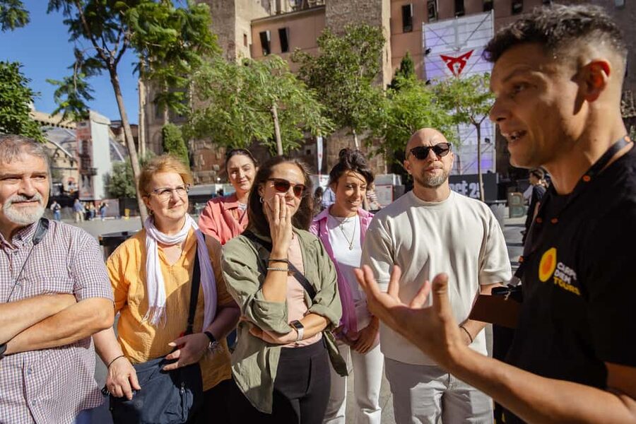 Barcelona: City Walking Tour with Local Guide - Barcelona Cathedral, the route’s grand landmark