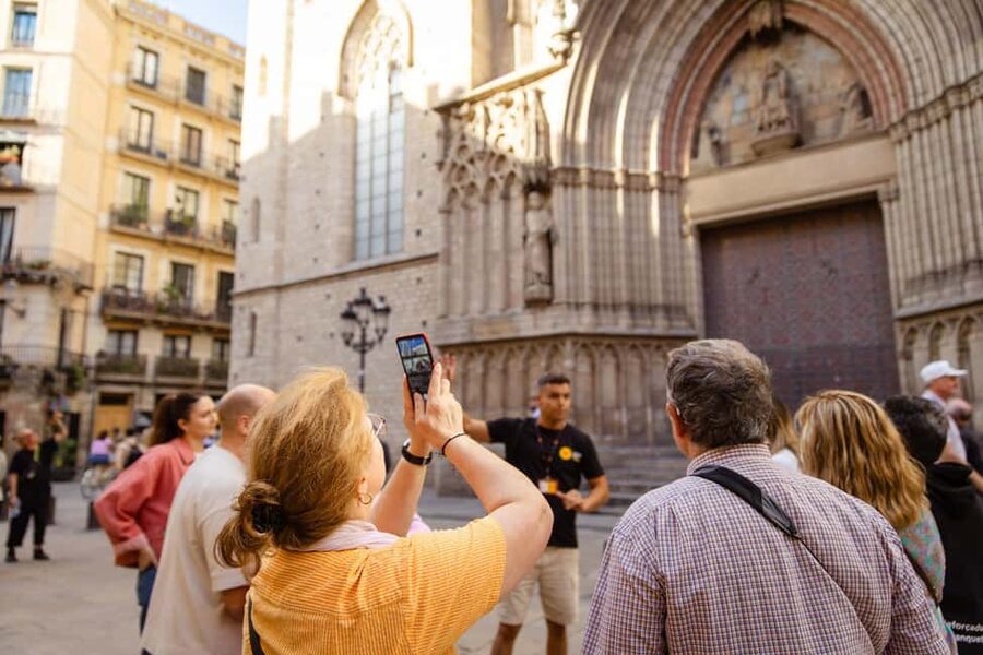 Barcelona: City Walking Tour with Local Guide - Plaça Sant Felip Neri, a quieter change of pace