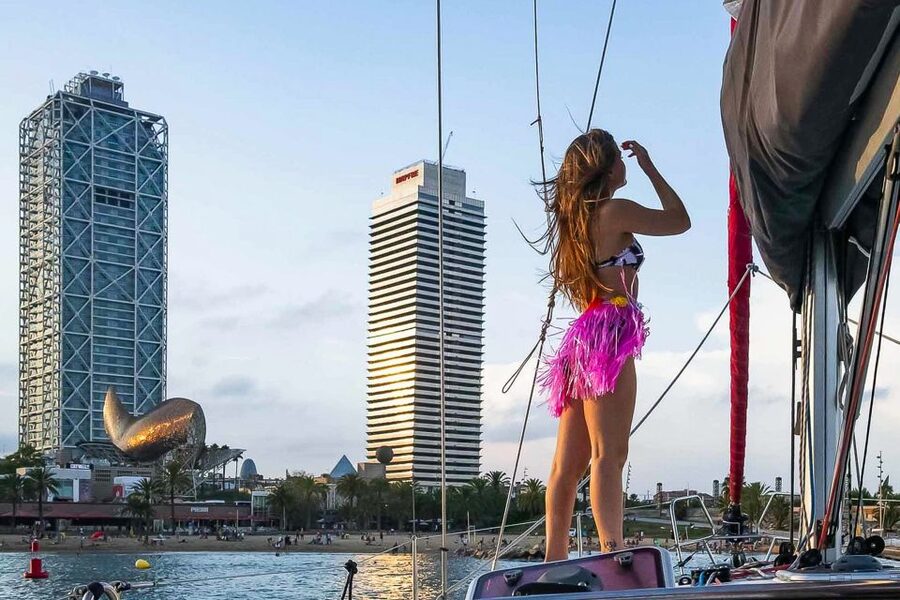 Barcelona: Coastline Boat Trip with Snacks and Cava - Music, conversation, and the Barcelona mood