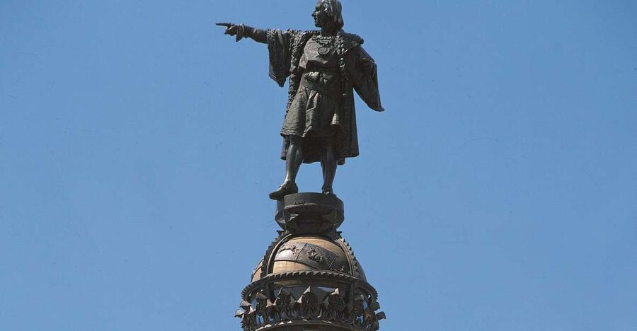 Barcelona: Columbus Monument - The monument’s 1888 setting and bronze details