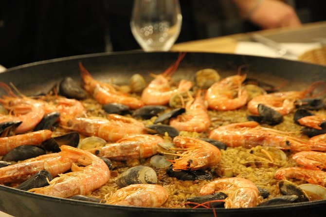 Barcelona Culinary Experience: Paella & Tapas Cooking Class - Starting with seasonal tapas