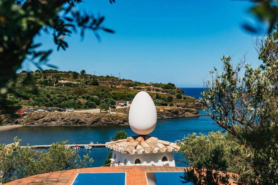 Barcelona: Dali Museum, House and Cadaques Guided Tour - The road to Cadaqués and the Costa Brava