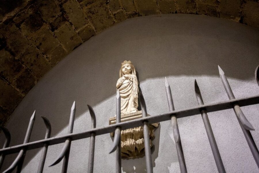 Barcelona: Dark History Night Walking Tour - The Spanish Inquisition and the cost of suspicion