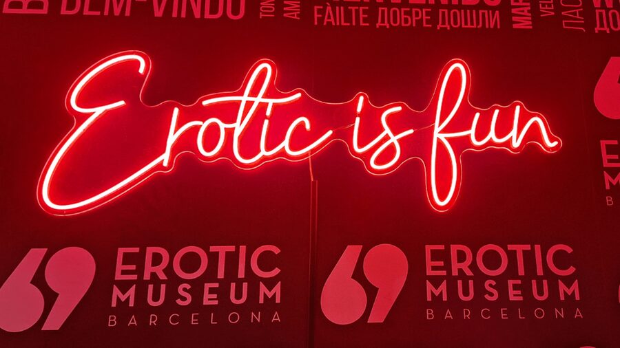 Barcelona Erotic Museum – Explore Art, History & Fun - The opening rooms: eroticism across cultures
