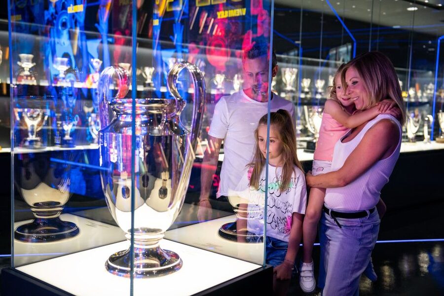 Barcelona: FC Barcelona Museum "Barça Immersive Tour" Ticket - Starting at the Welcome Area