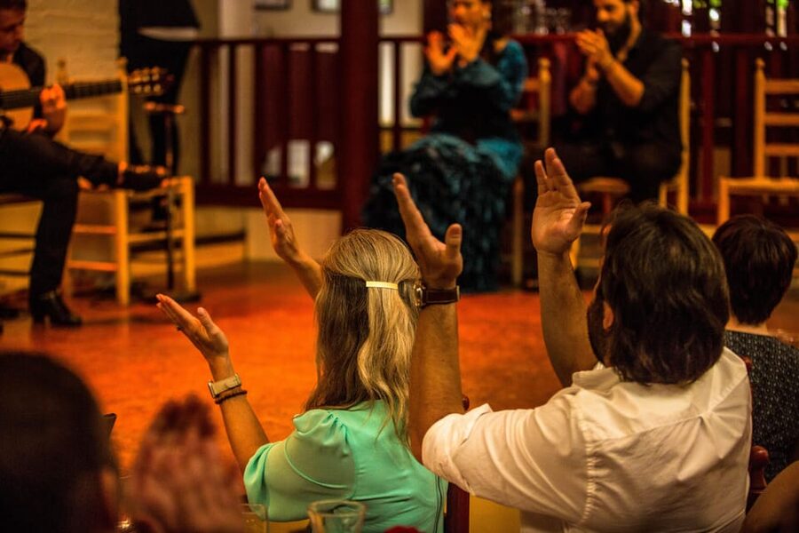 Barcelona: Flamenco Show with Dinner at Tablao de Carmen - Four things to know before booking