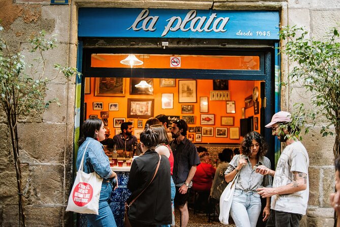 Barcelona Gothic Quarter Tapas & Taverns Food & Wine Tour - Bar La Plata and the charm of simple tapas
