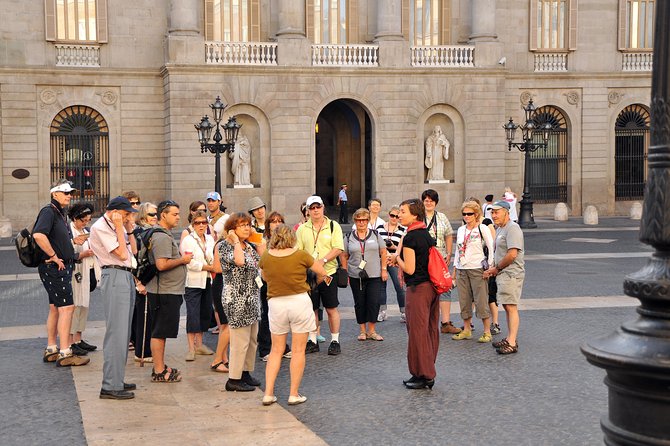 Barcelona: Gothic Quarter Walking Tour - Roman Barcelona and the first waterworks