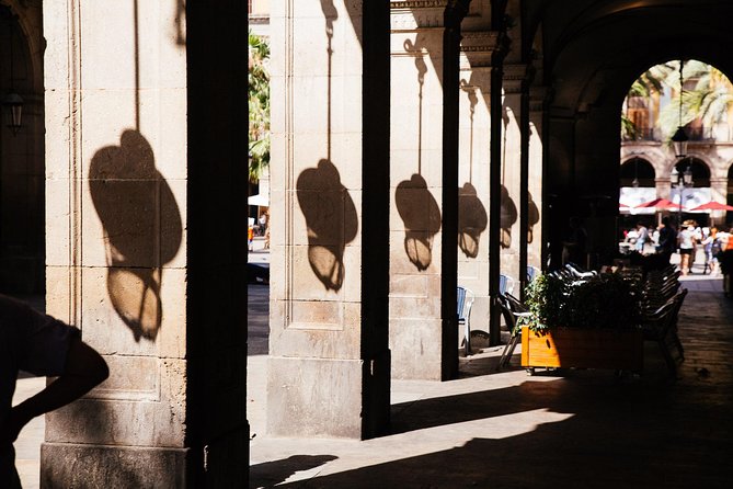 Barcelona Highlights & Hidden Gems Private Tour - Plaça Reial, arcades, and a useful pause